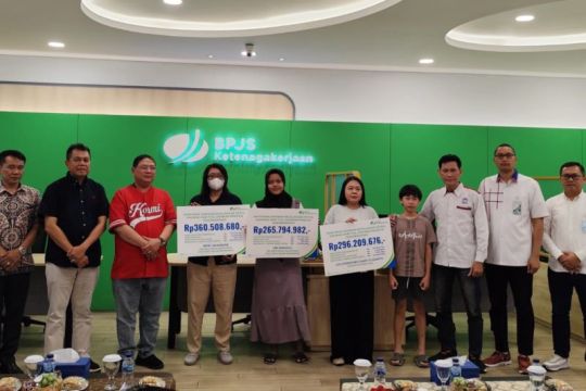 BPJS Ketenagakerjaan Semarang Pemuda serahkan santunan