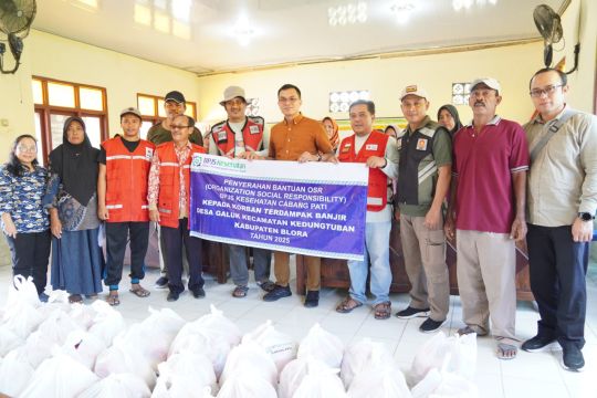 BPJS Kesehatan Pati salurkan bantuan korban banjir Blora