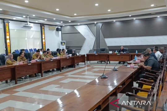 Legislator Kapuas apresiasi penyaluran sapi kurban untuk 214 desa