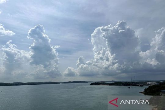 Senin, cuaca Kepri diprakirakan berawan