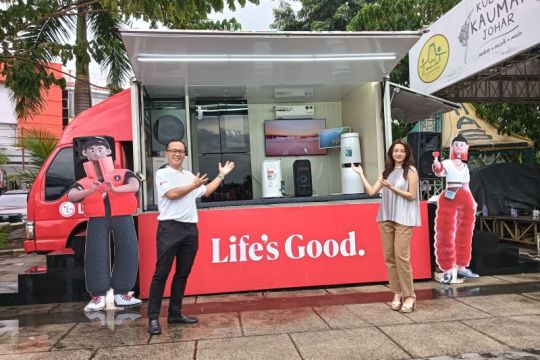 LG Life's Good Truck sapa warga Semarang