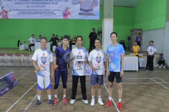 Polres Pemalang gelorakan olahraga melalui turnamen badminton