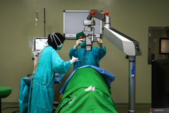 Layanan operasi katarak gratis