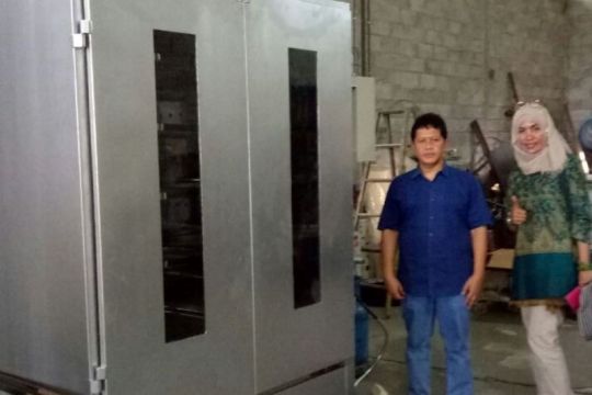 Invensi paten Sekolah Vokasi Undip dongkrak produktivitas IKM manisan nanas rumput laut