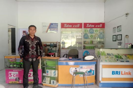 Agen BRILink bantu petani akses layanan keuangan