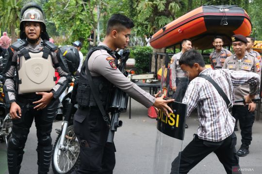 Rangkaian HUT ke-79 Bhayangkara di HBKB Surabaya