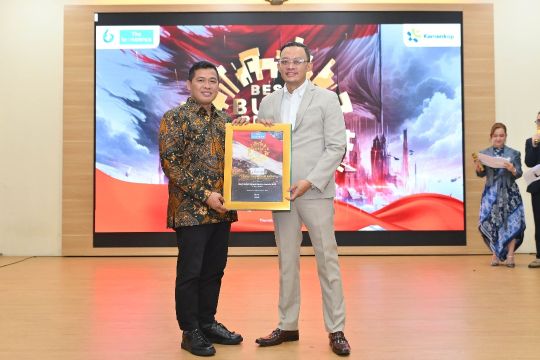 Bank Jateng Terima Penghargaan Bergengsi BUMD Brand Equity Awards 2025