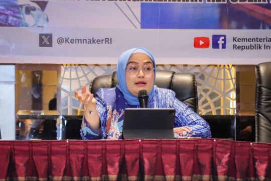 Kemnaker pastikan penyaluran  BSU terus berjalan demi jaga daya beli