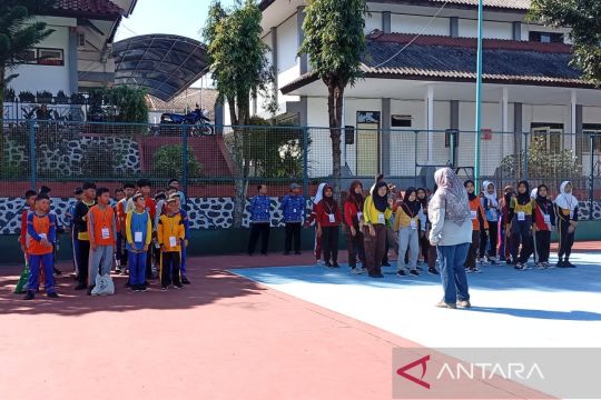 SRMP 13  Banyumas terapkan MPLS edukatif-menyenangkan untuk siswa baru