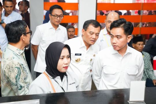 Sebanyak  436.986 pekerja di Jateng telah menerima BSU