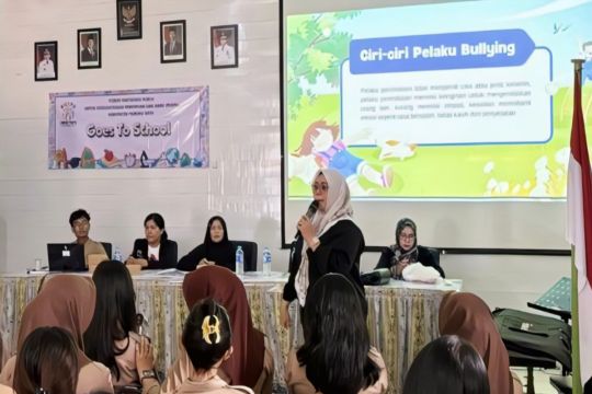 Waket DPRD bersama Forum Puspa Murung Raya cegah bullying di sekolah