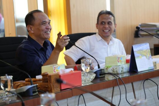 Sumanto dorong BUMD Jateng berikan dividen signifikan untuk pembangunan