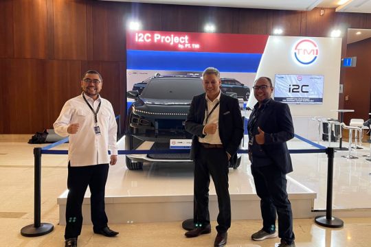 Desain mobil nasional karya anak bangsa menggunakan pendekatan financial engineering