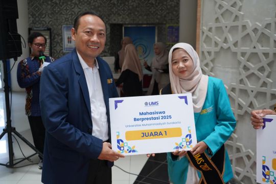 UMS beri apresiasi mahasiswa berprestasi untuk dorong semangat berkompetisi