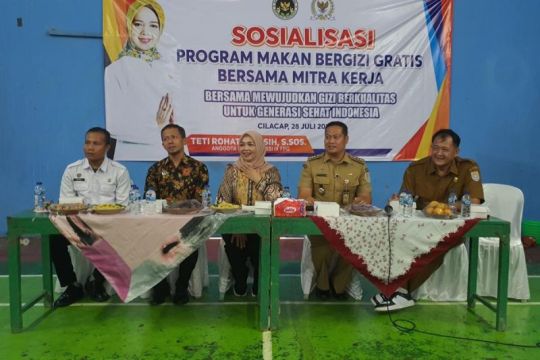 Pemerintah sosialisasikan MBG di Desa Layansari Cilacap