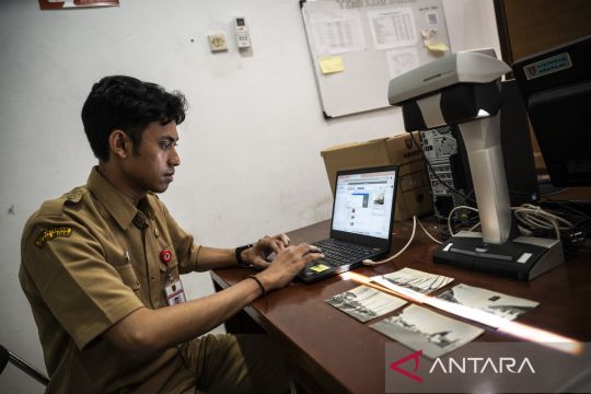 Dinas Arsip dan Perpustakaan Kota Semarang digitalisasi arsip, pengunjung bisa akses tanpa sentuh fisik