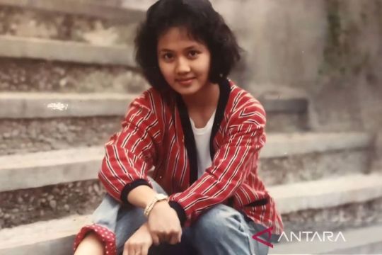 Santi Sardi penyanyi "Menabung" tutup usia