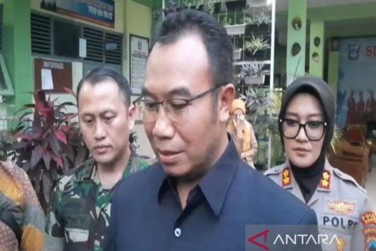 Bupati  Sragen gratiskan PBB untuk empat kelompok prioritas