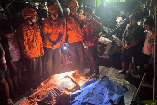 Tiga pemancing dilaporkan hilang di perairan Tanjung Emas Semarang