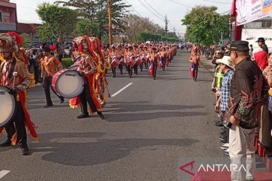 Bupati Banyumas:  Lomba gerak jalan-drumband tumbuhkan karakter siswa