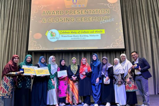 Dosen Keperawatan UMS raih medali emas ICEPH CS 2025 Malaysia