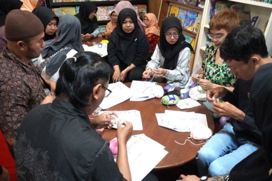 Bank Jateng dukung pelatihan merajut bagi disabilitas di Cilacap