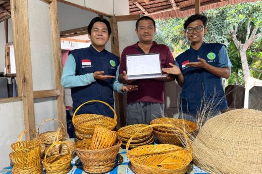 Mahasiswa UMS KKNMAs 2025 kembangkan sistem digitalisasi untuk UMKM Desa Kota Ringin