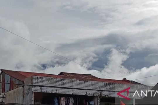 PGA  laporkan Gunung Marapi erupsi sekitar 47 detik