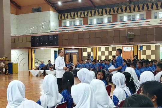 Mentrans ajak  lulusan SMA Pradita Dirgantara berkontribusi pada daerah