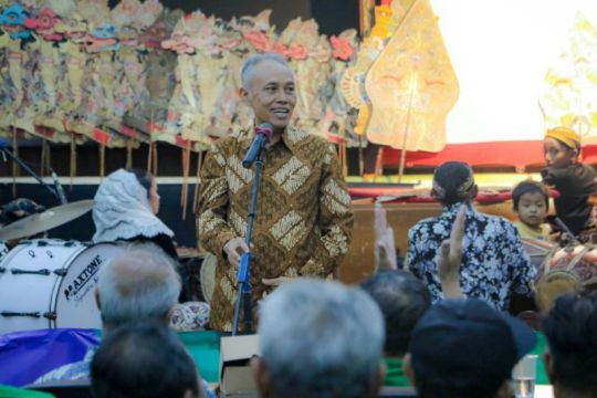 Wayang climen meriahkan milad ke-67 FKIP UMS