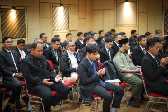 UMS luncurkan semangat One IKA berdampak pada pembekalan dan pelepasan Pascasarjana