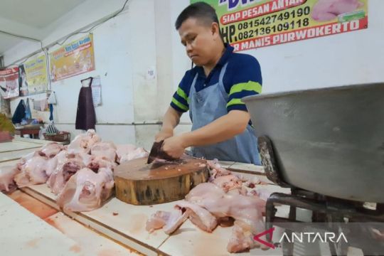 Dinperidag:  Harga sejumlah kebutuhan pokok masyarakat di Banyumas naik