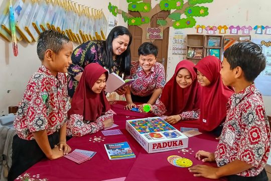 PADUKA, perkalian asyik picu numerasi siswa SDN 2 Ngampel Kulon Kendal melesat