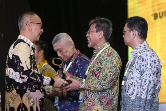 Inovasi teknologi ramah lingkungan bawa Semen Gresik raih penghargaan Rintek 2025