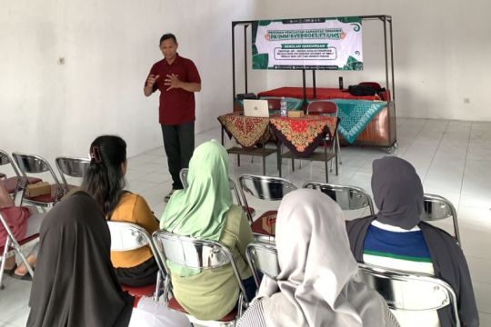 Tim PPK Ormawa FT UMS gelar Sekolah Perempuan dorong kemandirian pangan