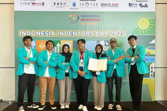 Mahasiswa UMS ciptakan aplikasi layanan Fisioterapi digital boyong medali perak di ajang IID 2025