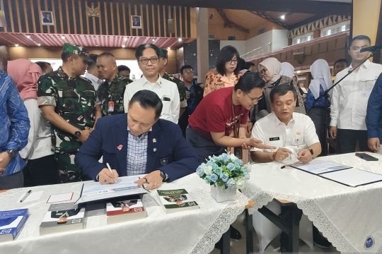 AHY canangkan  Sekolah Garuda di SMA Pradita Dirgantara