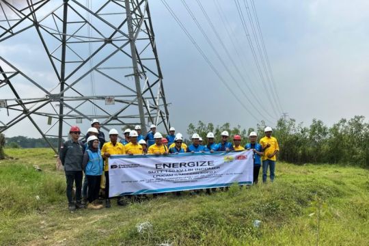 PLN perkuat keandalan sistem transmisi kelistrikan pada momentum Hari Kesaktian Pancasila