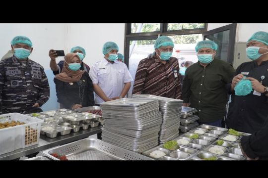 Wali Kota Tegal tinjau SPPG MBG