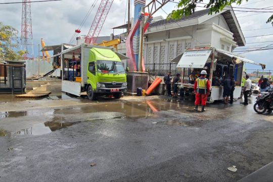 Pemkot : 25 mesin pompa bekerja sedot banjir Kota Semarang