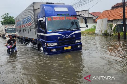 Hujan deras kembali genangi sejumlah wilayah di Semarang