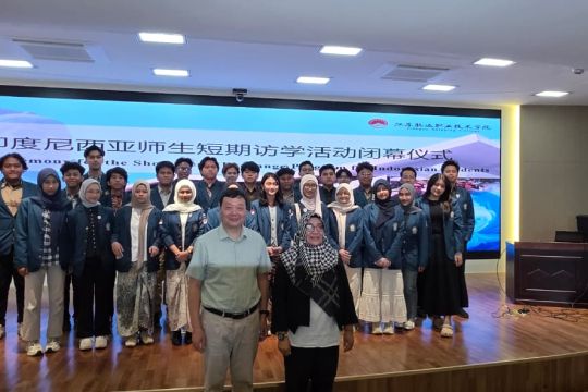 Mahasiswa  Sekolah Vokasi Undip Student Exchange di JSCC China