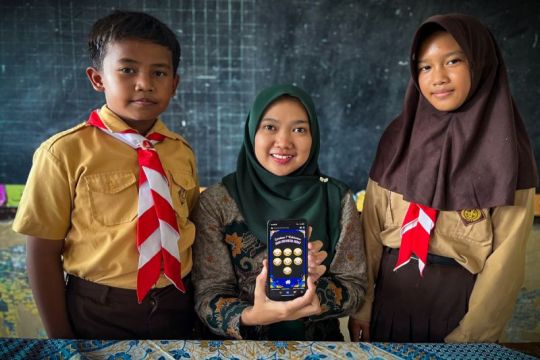 JUDIKA HEBAT, menumbuhkan 7 kebiasaan anak hebat lewat jurnal digital