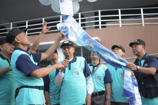 Ribuan peserta antusias ikuti jalan sehat hari jadi ke-67 UMS