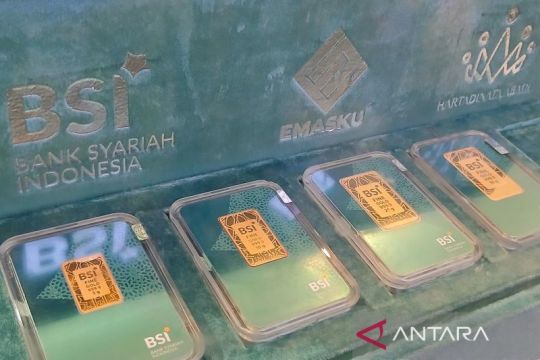 Harga emas Antam Jumat ini naik lagi