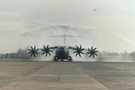 Pesawat angkut terbesar TNI AU A400M mendarat di Halim Perdana kusuma