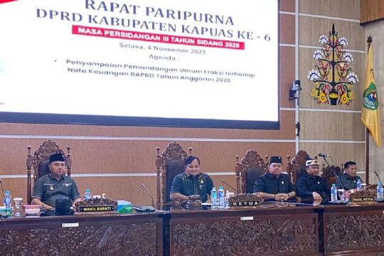 DPRD Kapuas sampaikan pemandangan umum terhadap RAPBD 2026