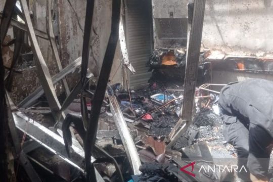 Rumah Hakim PN Medan yang sidangkan kasus korupsi proyek jalan di Sumut terbakar