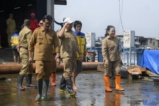 Pemkot Semarang tambah mesin pompa percepat penyusutan banjir