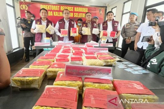 Polda Kalsel sita 44,5 kg sabu dan 24.928 ekstasi jaringan Fredy Pratama